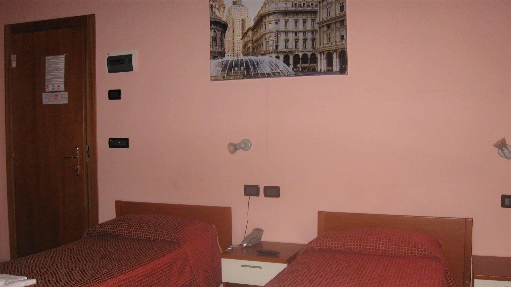Hotel Galata เจนัว ภายนอก รูปภาพ